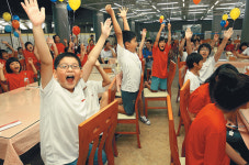 KT노조 ‘청소년 IT 캠프’로 신노동운동