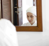 가을철 피부는 여드름 천국! 효과적인 여드름치료 위해선?