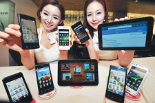 LG U＋ ‘스마트폰 대반격’