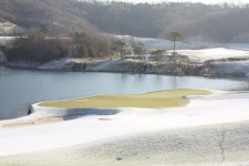 세계 최초로 18홀 냉난방 시설을 갖춘 해슬리 나인브릿지