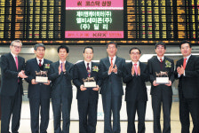 (주)제이엔케이바인텍 | 제이엔케이히터 등 3곳 코스닥 상장