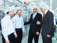 [르포] 유한킴벌리 충주 신공장，12만㎡ 규모 자동화 생산 시설 뽐내