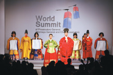 성신여대，세계 700여명 검사 앞에서 한복 패션쇼