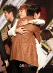 [포토] 싸이먼D 인피니트 1위 축하해