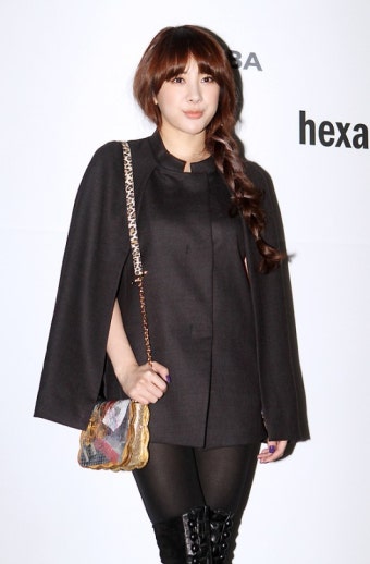 [포토] 서인영, 오렌지 컬러 입술 '포인트에요!'