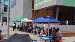 저렴한 분양가 송도 센트럴파크 푸르지오 견본주택 앞 장사진