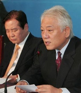 김한길 민주 최고위원, 쇄신 위해 사퇴