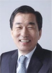 안상수 “여성대통령 뽑으면 韓상품 더 잘 팔려..”