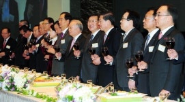2013년 중소기업의 번영을 기원합니다