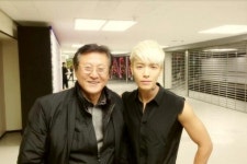 동해 인맥, 콘서트온 박근형과 인증샷 “다정한 할아버지-손자같아”