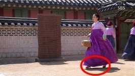 장옥정 해명, 김태희 하이힐 논란에 “퓨전사극 감안해서 봐달라”