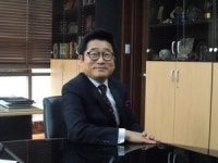 심상돈 스타키코리아 대표 “국내 난청인 500만명 육박.. 보청기도 안경처럼 쓰기를”