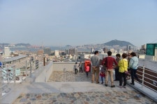 산복도로에 ‘유치환의 우체통’