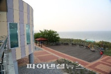 동해휴게소 ‘바다 보이는 화장실’ 운영