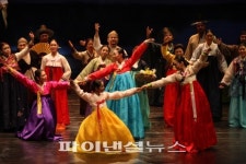 중국 간 한국오페라 ‘춘향전’..심천서 두 차례 공연