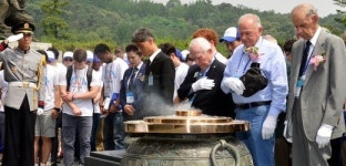 6·25 63주년 참전 용사들 현충탑 참배