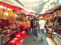 부산 명물 ‘깡통시장’을 아시나요?