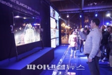 삼성전자, 프랑스 ‘백야’ 축제서 파리의 밤 밝히다