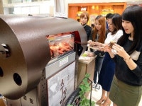 백화점에 등장한 군고구마 즉석구이통