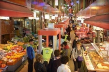 [현장르포] 부산 부평동 깡통시장내 ‘상설 야시장’