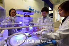 JW중외메디칼 인큐베이터