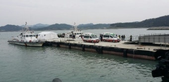 [여객선 침몰참사] 사망자 팽목항 속속 도착, 신원확인 이어져