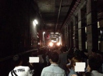 2호선 상왕십리역 열차 추돌.. 승객 긴급 대피