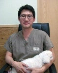 한아름동물병원 이태형 원장 “여름철 잦은 캠핑·산책활동 기생충 감염 예방약은 필수”