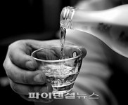 “술에 에너지음료 섞어 마시면 음주 욕구 ↑”