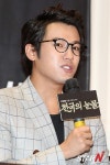 [포토] 서준영 뿔테 안경도 잘 어울려~