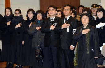 태극무공훈장 받은 이명수 중위 영결식