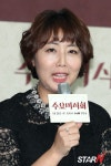 [포토] 질의에 답하는 요리연구가 홍신애
