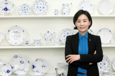 오동은 대표 로얄코펜하겐 한식기 라인 강화.. 블루 팔메테.블루 팔메테 블로썸 한식기 출시