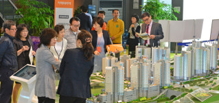 북적이는 모델하우스