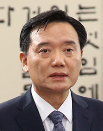 김현웅 법무장관 후보자 인사청문보고서 채택