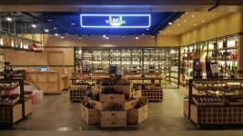 아영FBC, 와인소매점과 레스토랑 결합한 동대문점 현대시티아울렛에 오픈