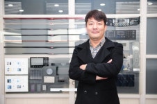 [중기 제2도약의 디딤돌, 중기청-중진공 사업전환지원사업] 제조업으로 변신한 준코퍼레이션 중국과 저가경쟁 대신 고부가 제품 승부