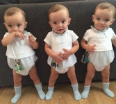 1살 됐어요 영국 유명 일란성 세쌍둥이 근황.. 귀여움 폭발