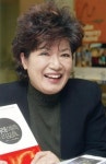 [fn이사람] 박영숙 유엔미래포럼 대표 크라우드펀딩, 주식시장 대체 가능