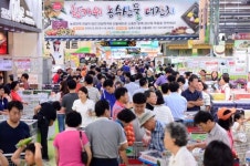 추석 전 인산인해를 이룬 농협유통 양재 하나로클럽