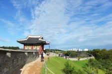 유네스코 세계유산을 만나는 걷기여행길