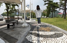 김천휴게소(서울 방향), 피로 날려주는 웰빙 지압길 인기 짱