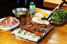 삽에 퍼주는 이색아이템 ‘포천삽불고기’ 본격 가맹사업 시작!