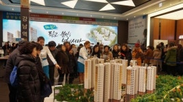 동천파크자이 등 견본주택에 수만여명 인파 북적