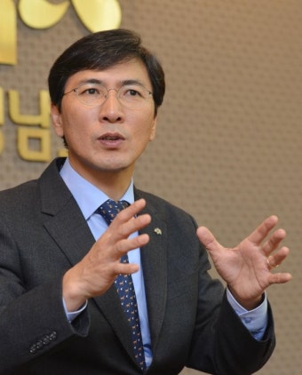안희정 