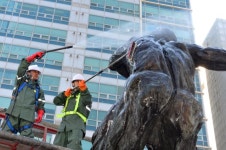 송파구 올림픽상징조형물 세척작업 실시