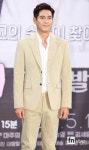 [포토] 이형철, ‘미소는 부드럽게’