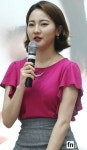 [포토] 김나현과 뷰티의 세계로!