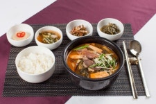 <정대균기자의 한국 골프장 산책>스카이밸리CC의 대표식단 한우 한 마리 전골