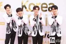 [포토] 더로즈, ‘꽃 외모는 여기에’